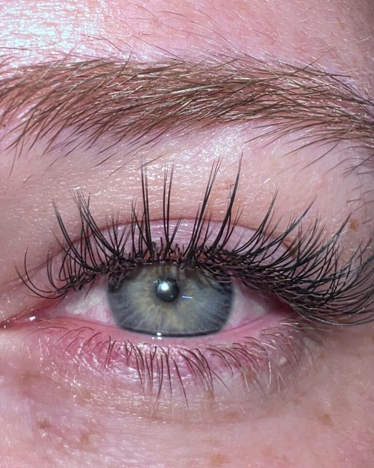 LED Wimpernverlängerung 1:1 Technik